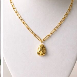 DENKAYS FLOWER NECKLACE